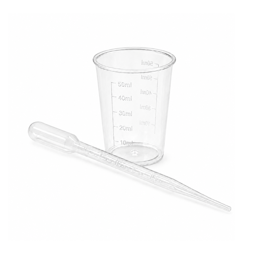 Messbecher und Pipette